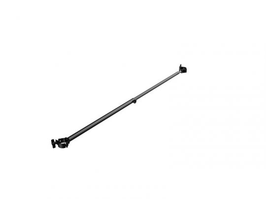 Die Unilumin Stacking - URMIII Rahmen Querstange (Neuware) ist eine lange, schwarze, verstellbare Metallstange mit Klammern an beiden Enden; das Produkt wird freigestellt auf weißem Hintergrund gezeigt. Ideal für professionelle Eventtechnik und Bühnenbau.